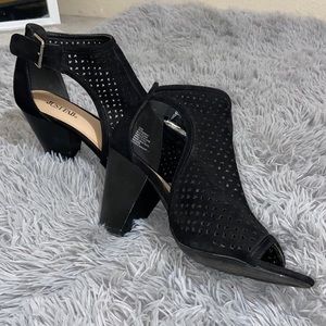 Black Just fab shoes